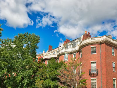 Boston University dorms located close to BU campus