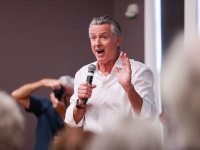 California Governor Gavin Newsom speaks at a meeting with voters and local leaders while campaigning for Democrats ahead of the midterm elections in Aiken, South Carolina, U.S. September 4, 2026. REUTERS/Sam Wolfe
