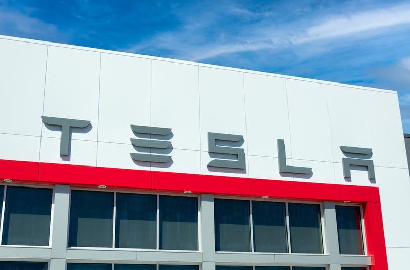 WOODBURY, MN, USA - Tesla automobile dearship exterior and logo. Photo Credit: wolterke