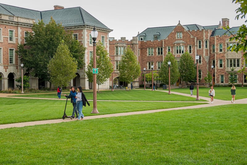 Unidentified Individuals at the Danforth Campus of Washington University in St. Louis Unidentified individuals on the Danforth Campus of Washington University in St. Louis. — Photo by wolterke