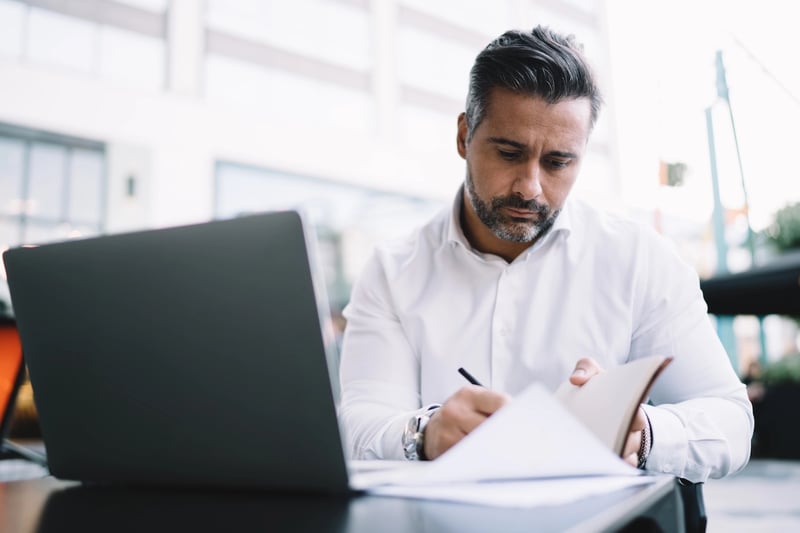Financial Planner Using AI