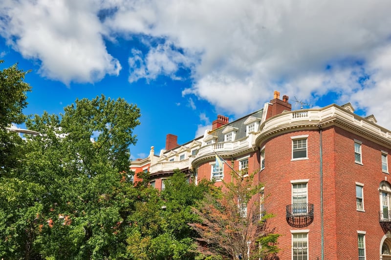 Boston University dorms located close to BU campus Boston University dorms located close to BU campus
